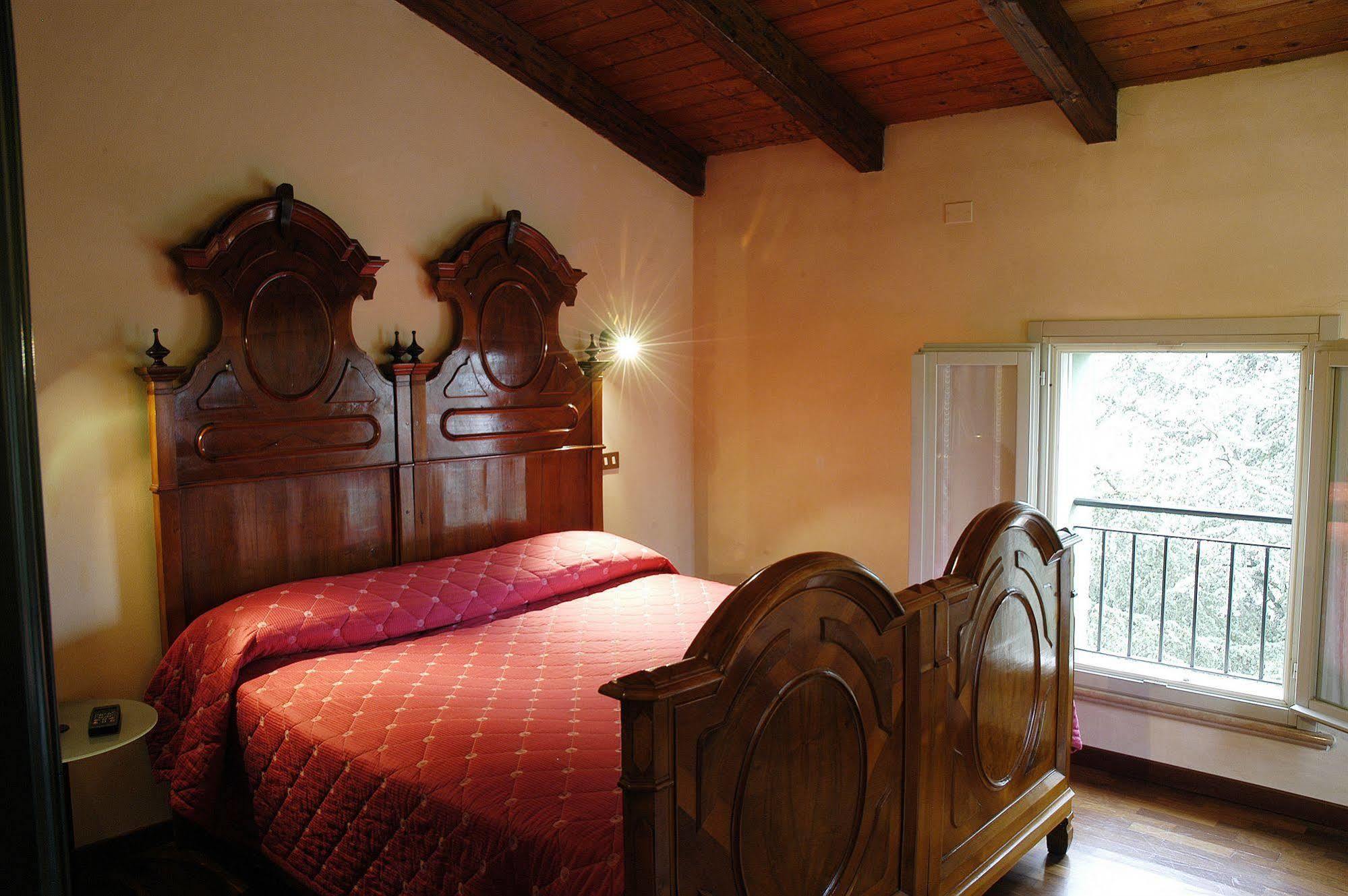 Hotel Sporting Campagnola Emilia Exterior photo